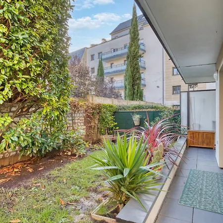 Apartment Annick Joli Avec Parking Et Jardin